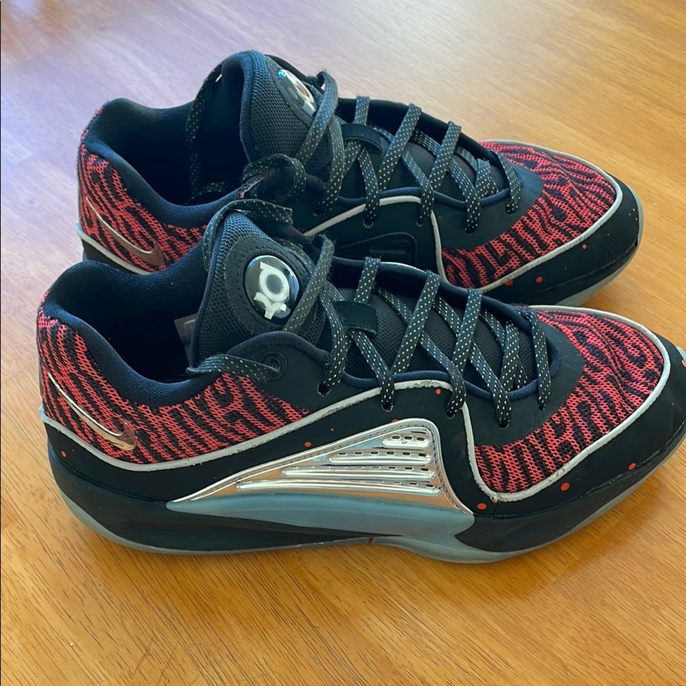 Nike KD 16 Slim Reaper Basketball Shoes Youth Size 6